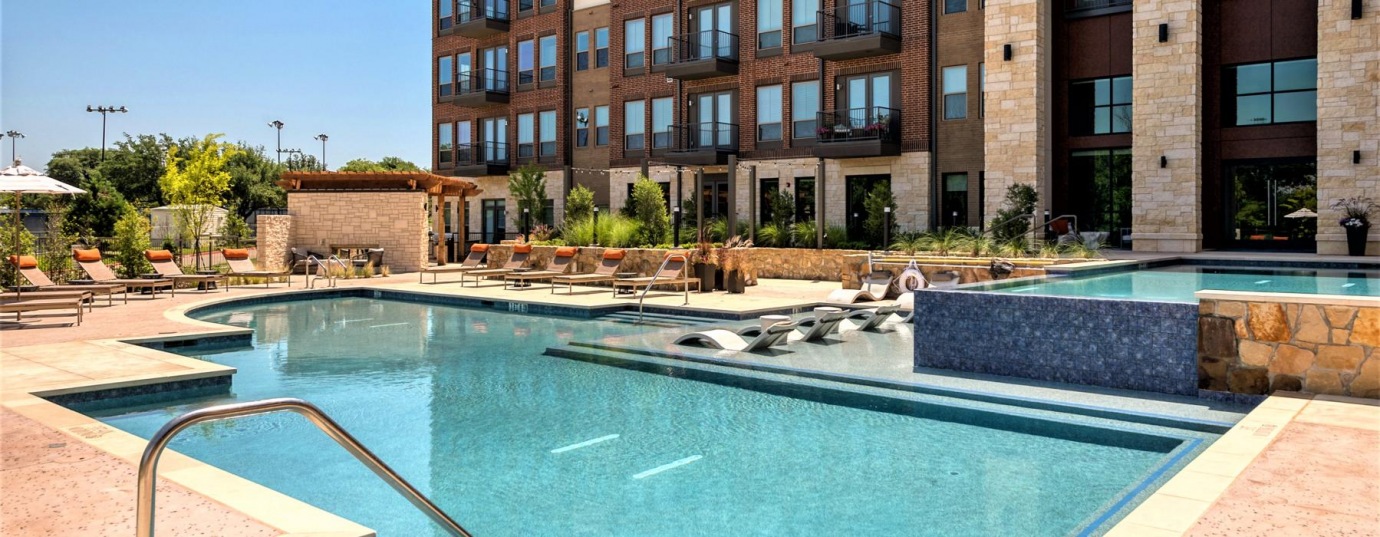 Luxury Grapevine, TX Apartments The Silverlake Apartments